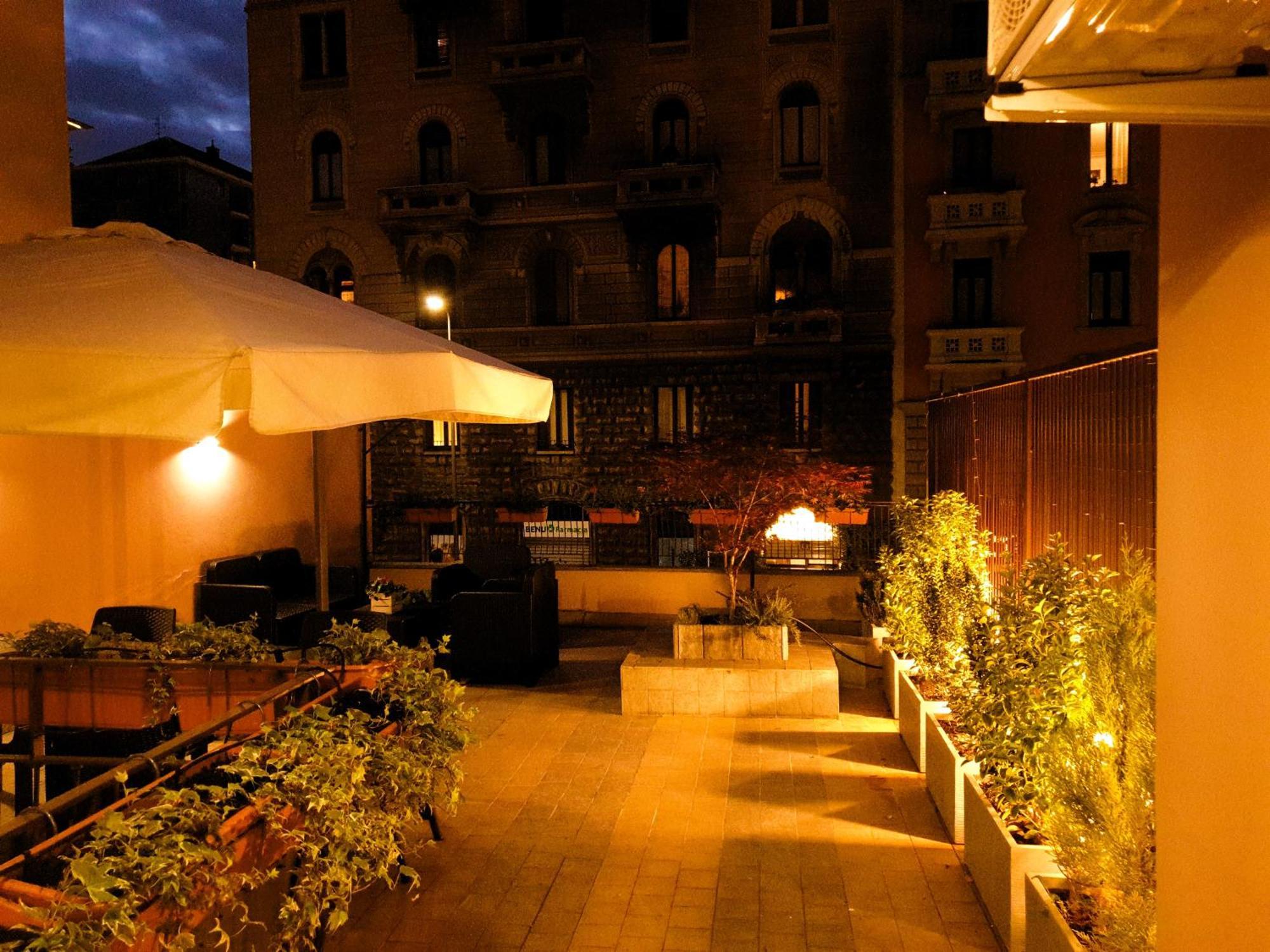 Terrace Charming In Appartement Milan